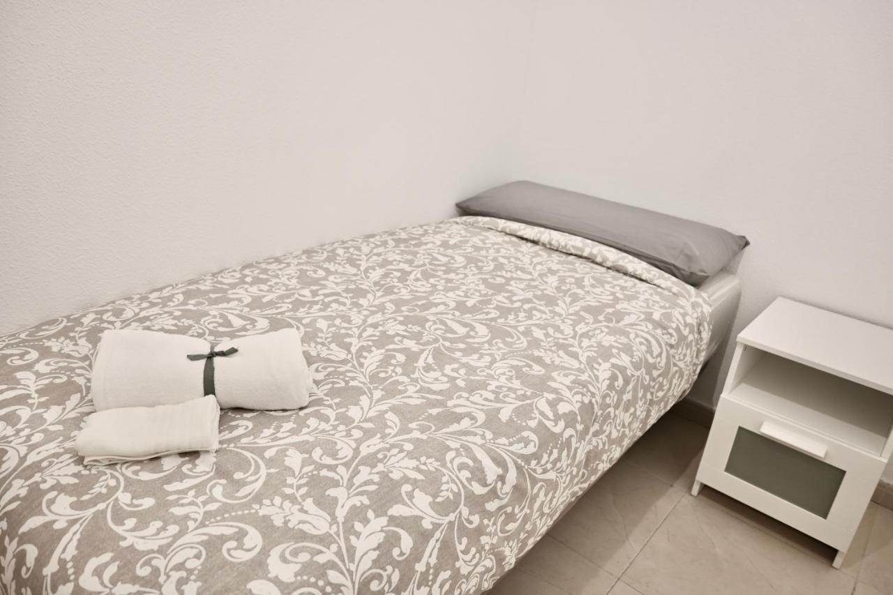 מדריד For You Rentals Centrico Apartamento Temporal En La Calle Infanta Inf1A מראה חיצוני תמונה